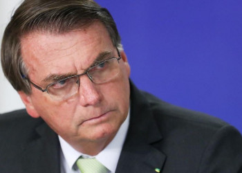 Bolsonaro entra com ação judicial contra governadores que decretaram medidas restritivas